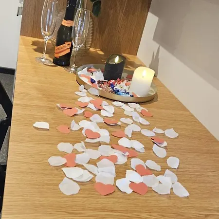 Guesthaus 1 דודלאנג'